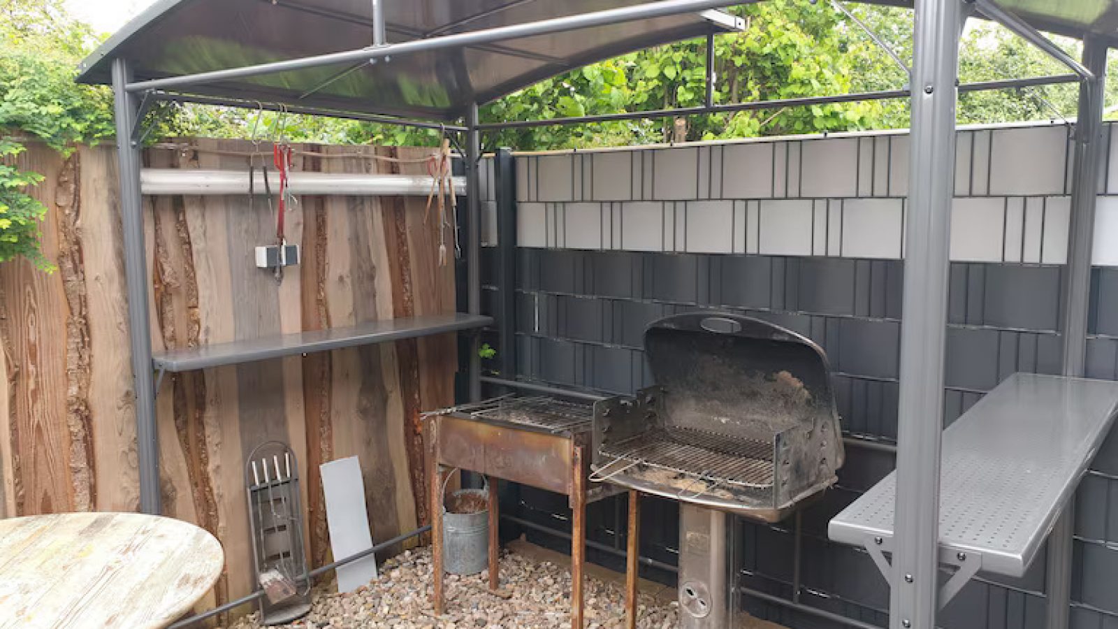 Ferienhaus Heede Grillplatz